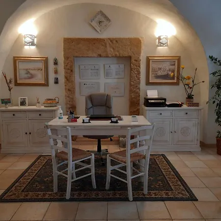 Domo Antiga Guest Rooms-3