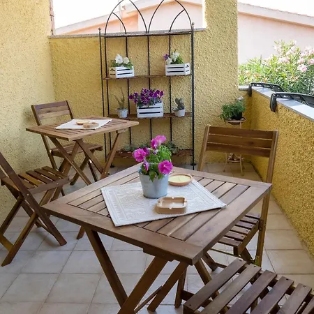 B&B Da Laura San Teodoro-2