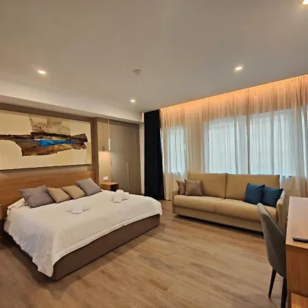 Carducci Art Guesthouse-2