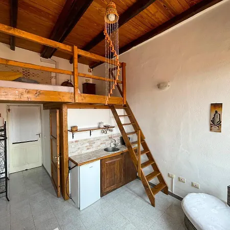 Suite 14 Baccaredda-2