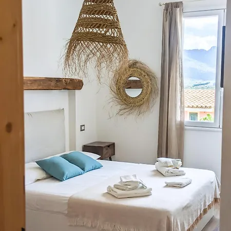 Arya Room Villasimius-3