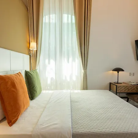 Magnini Rooms-3