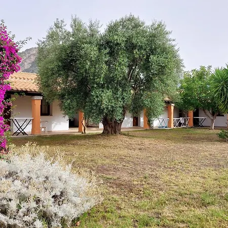 Hotel Cardedu-3