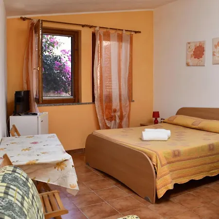 Agriturismo Ezzi Mannu-3