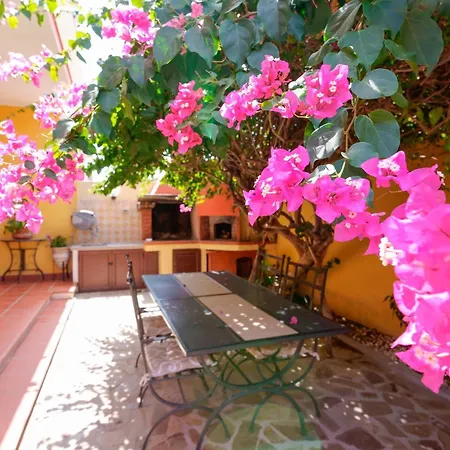 Il Piccolo Giardino Rooms & Breakfast-2