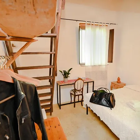 Il Portico Guesthouse-2
