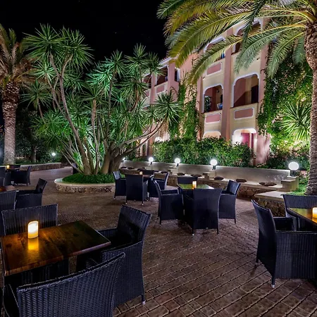 Villaggio Cala Ginepro Resort & Spa-2