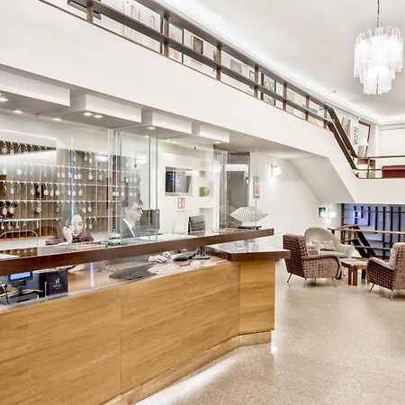 Hotel Italia-2