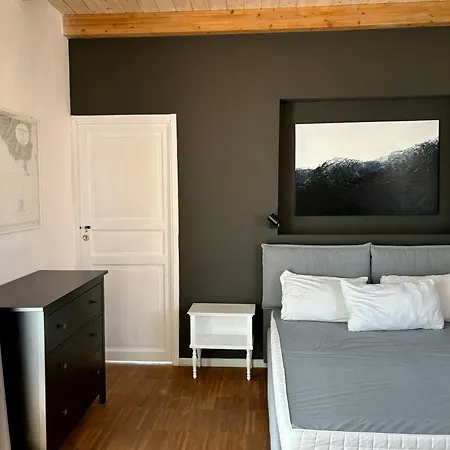 Su Zampillu Boutique Rooms Teulada-3