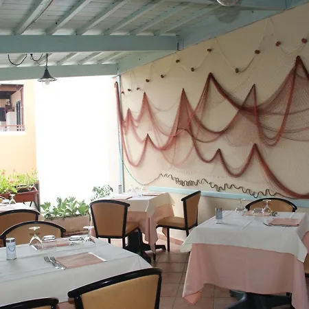 Hotel Geranio Rosso-2
