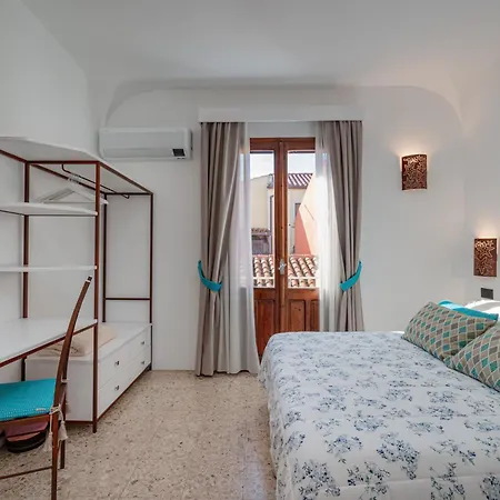Sorella Luna Room Boutique, Centro Di Olbia-2
