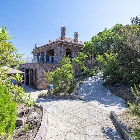 Villa Luna E' Pedra - Suites Esclusive In Villa Con Vista Sulla Baia Di Alghero E Piscina, Jacuzzi Privata-2