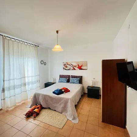 Le Petunie Apartments-2