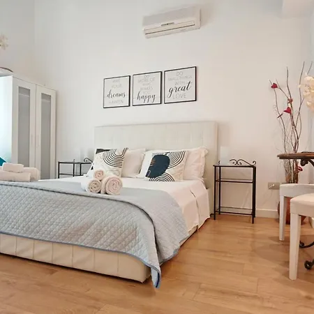 Krly Exclusive Rooms (Adults Only)-2