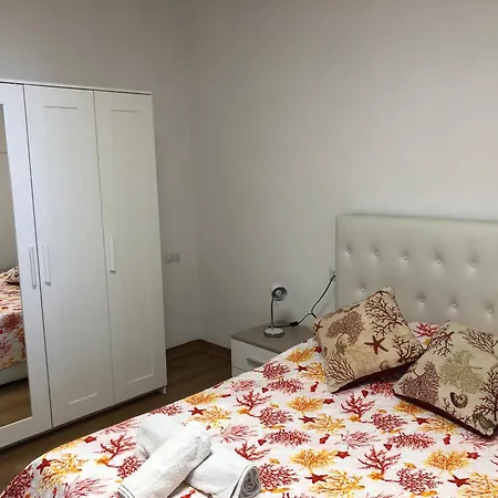 Arenada Apartment And Rooms Sud-3
