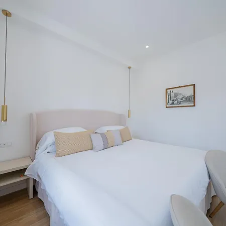 Feel Boutique Rooms-3