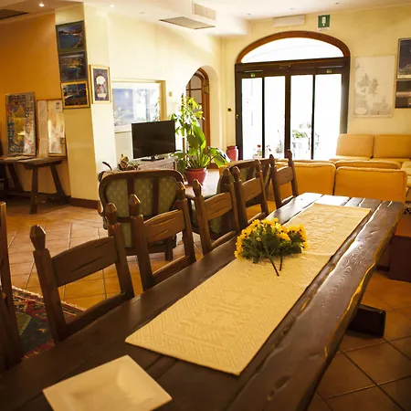 Hotel Piccada-3