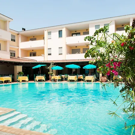 Hotel Maria Rosaria-3