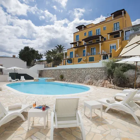 Lu' Hotel Maladroxia-3