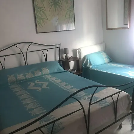 Camere Centro Cagliari-3