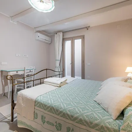 Villa Sa Rocca Junior & Suite-2