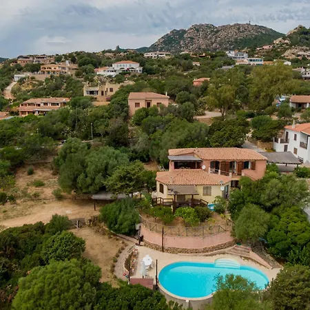 Villa VI Con Piscina By Wonderful Italy-3