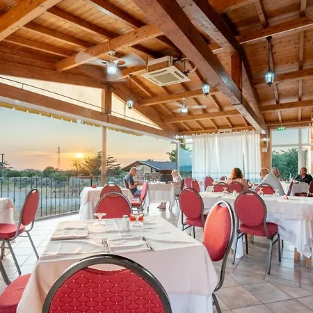 Hotel Marina-3