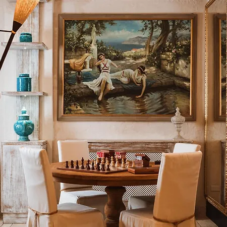La Villa Del Re - Adults Only - Small Luxury Hotels Of The World-3
