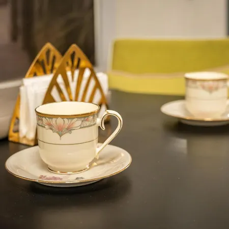 Guest House 73-2