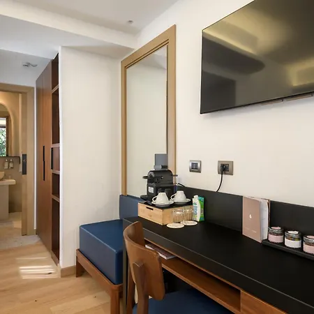 Hotel Delle Rose A Luxury Boutique Hotel-2