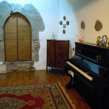 Casa Castori-2