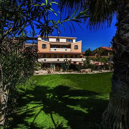 Hotel Raffael-3