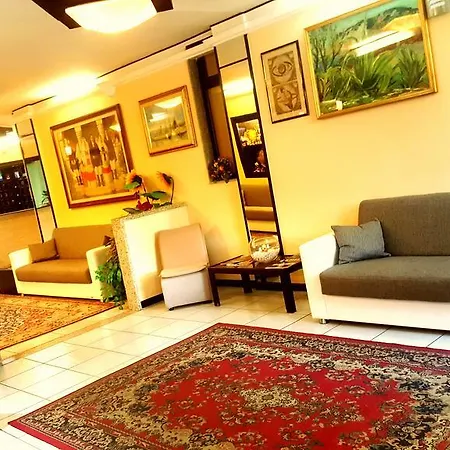 Hinterland Hotel-2