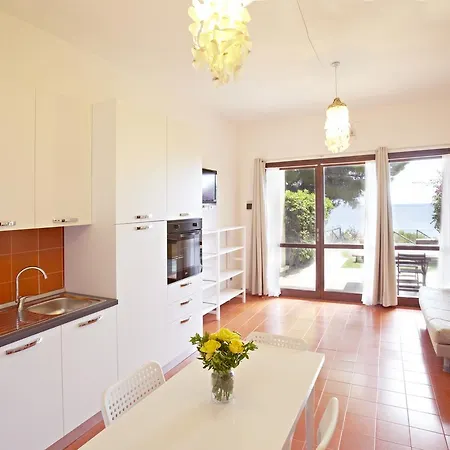 Pinus Village Sea Front Apartment-3