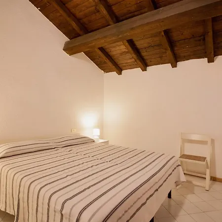 Castello House - Klodge-2