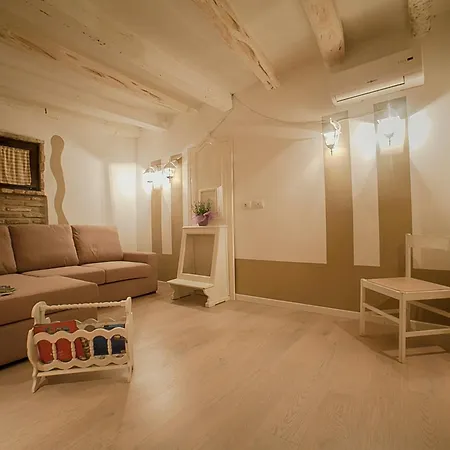 Oisife Apartments-2