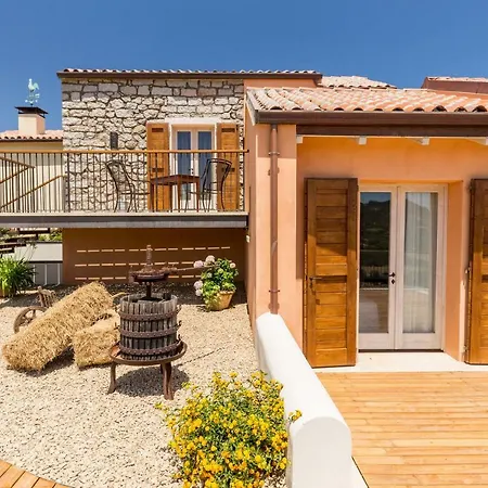 Tenuta Petra Bianca-2