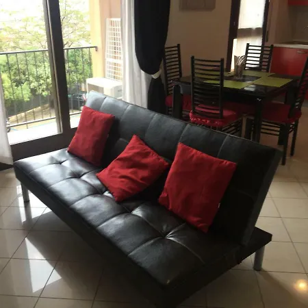 Via Acquedotto N. 66, Condominio "Le Piramidi"-3