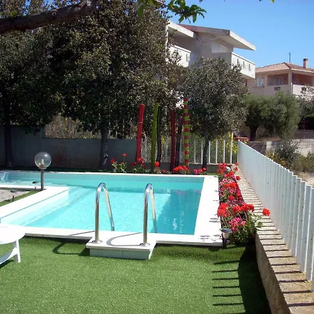 Appartamento Uso Piscina-3