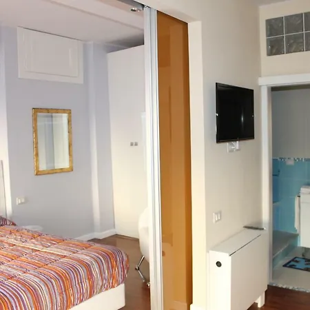 Domus Yenne Suites-3