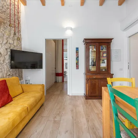 Il Rifugio Di Bia Romantic House-3