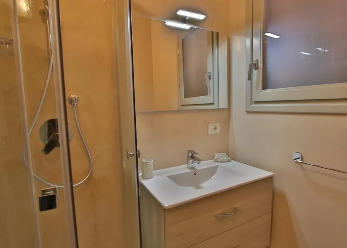 Les Chambres Au Centre San Teodoro 