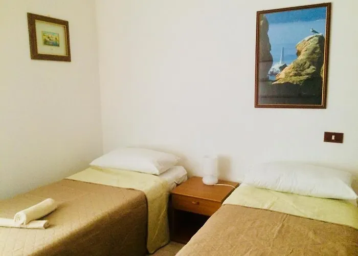 Hotel A Due Passi La Maddalena 