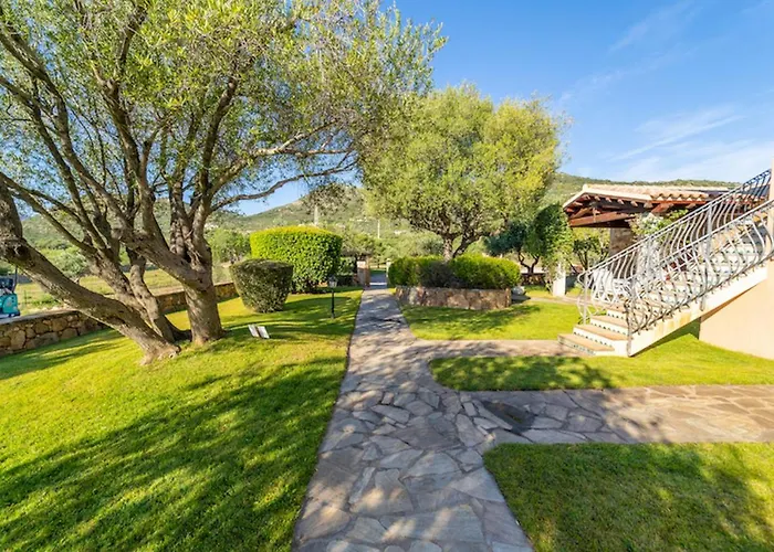 Iss Travel, L'Uddastru Panoramic Apartments - With Private Outdoor Terrace San Teodoro 