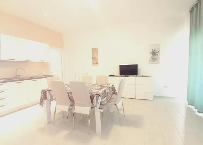 Central Palau Apartment - Air Conditioning & Wifi admite animales