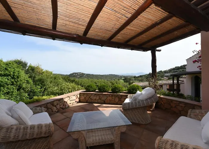 Villa Dianthos - Luxury 7 bedroom in Porto Cervo con Piscina