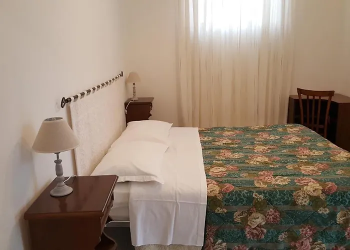 Il Giardino Del Nespolo Bed and Breakfast Alghero