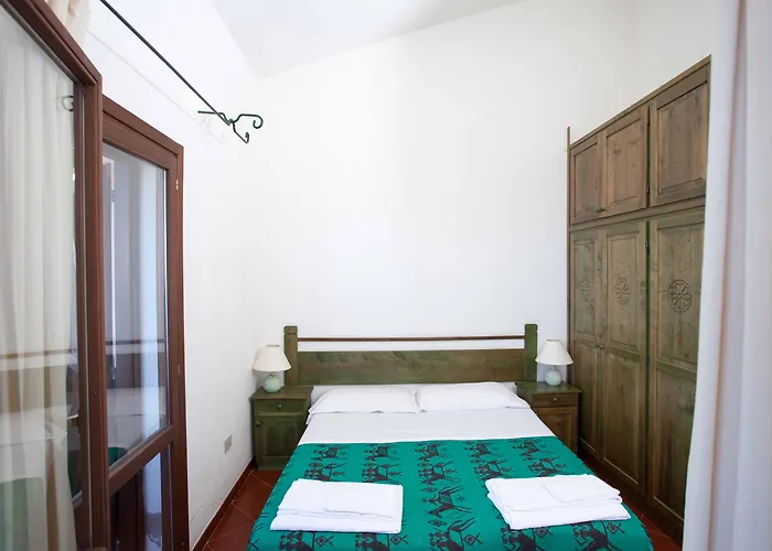 Hotels in Torre delle Stelle