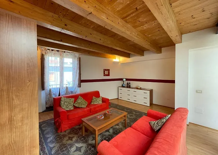 Domo Is Solus - Affittacamere - Living SantʼAntìoco