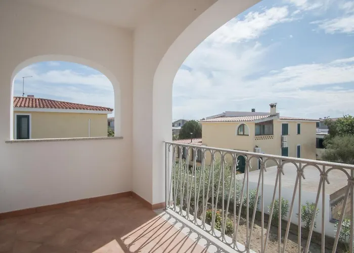 Isa-Appartaments In Orosei With Air Conditioning